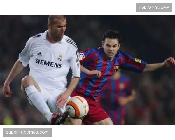 厄德高与厄齐尔：传球视野与组织方式的代际差异