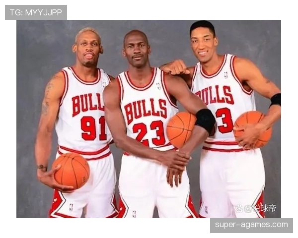 丹尼斯·罗德曼篮板能力对比乔丹时期显著拉开球队防守空间