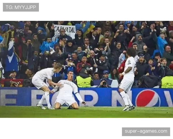 越位判罚中防守动作如何影响裁判决断分析